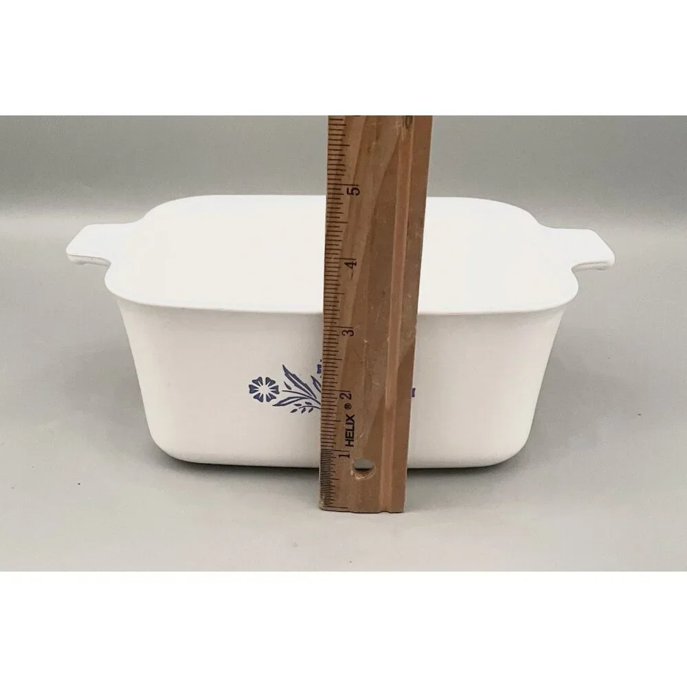 Retro 1960s Corning Ware P-4-B Blue Cornflower 1.5 Qt Casserole Dish No Lid EUC